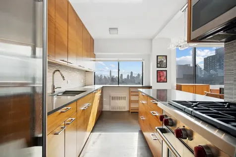 45 W 67th Street New York City NY 10023