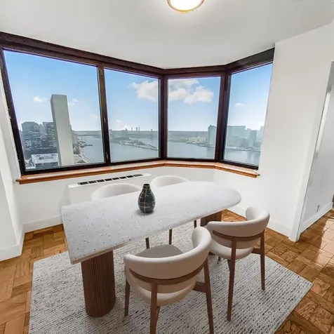 415 E 37th Street New York City NY 10016