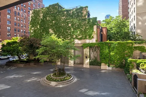 201 W 70th Street New York City NY 10023