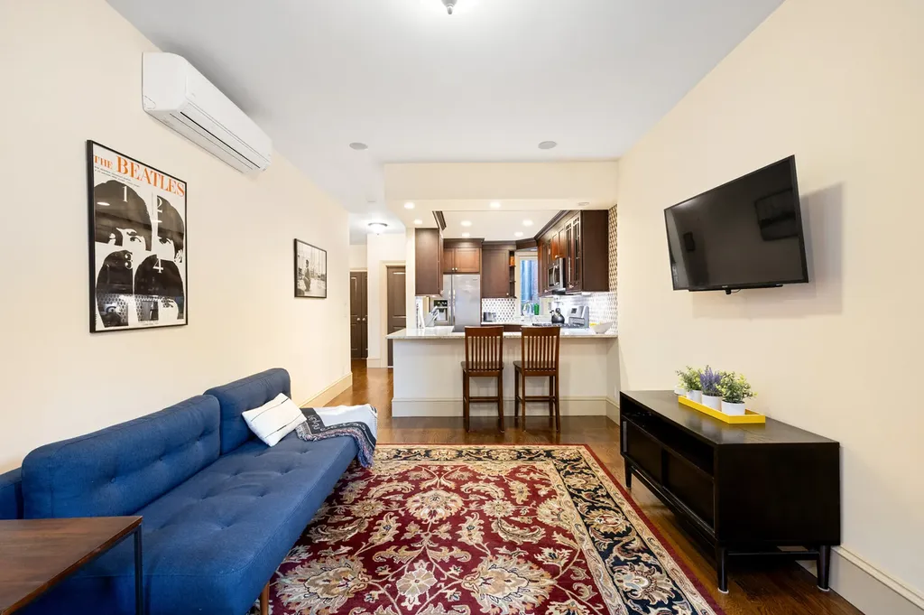 69 Pineapple Street New York City NY 11201