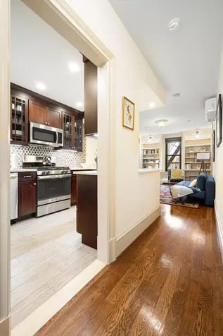 69 Pineapple Street New York City NY 11201