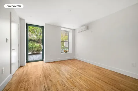 684 Washington Street New York City NY 10014