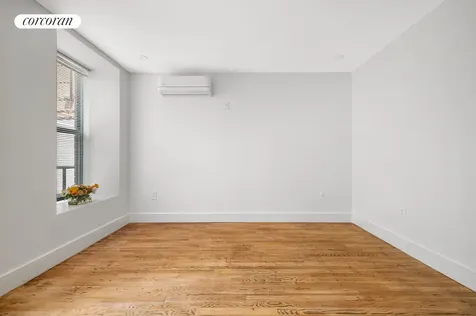 684 Washington Street New York City NY 10014