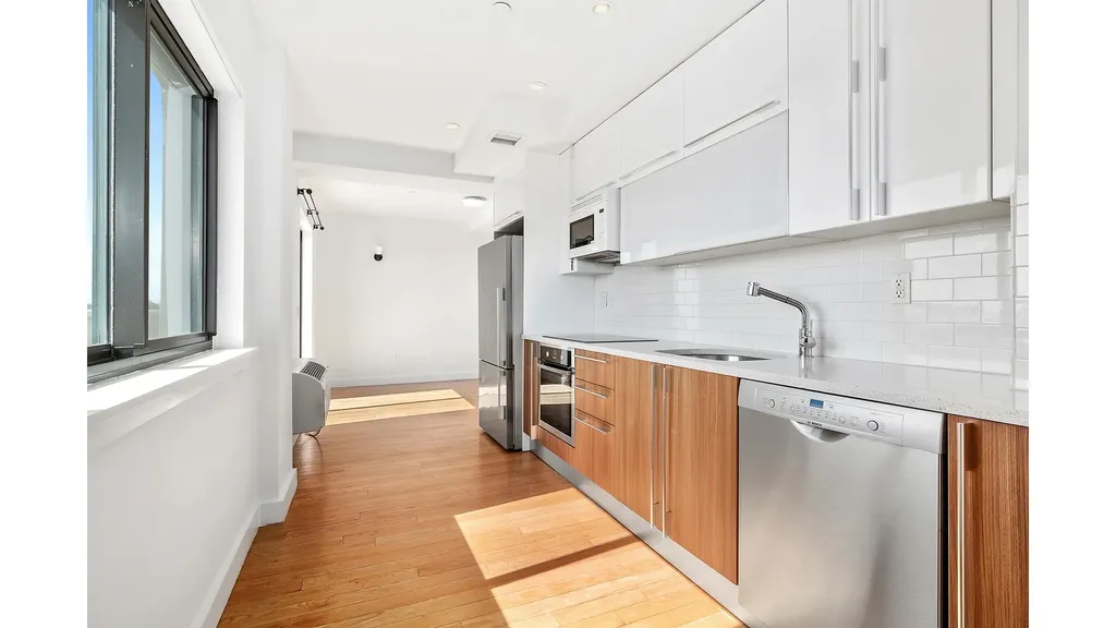 31-35 31st Street New York City NY 11106