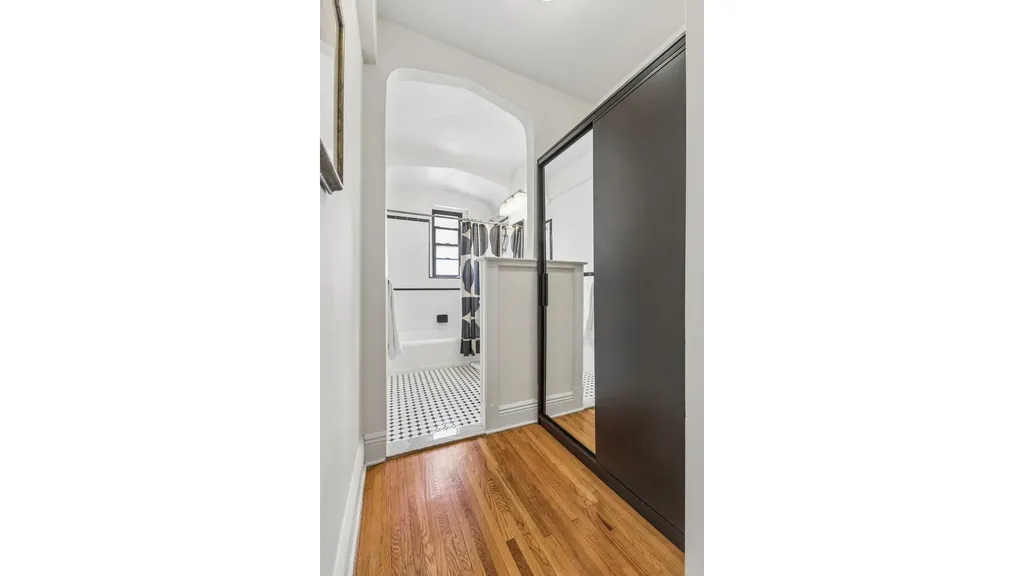 125 Hawthorne Street New York City NY 11225