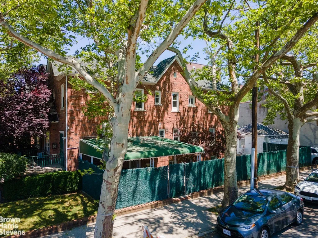 1891 E 29th Street New York City NY 11229