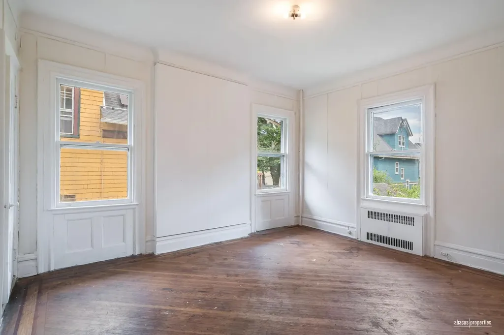 502 E 17th Street New York City NY 11226