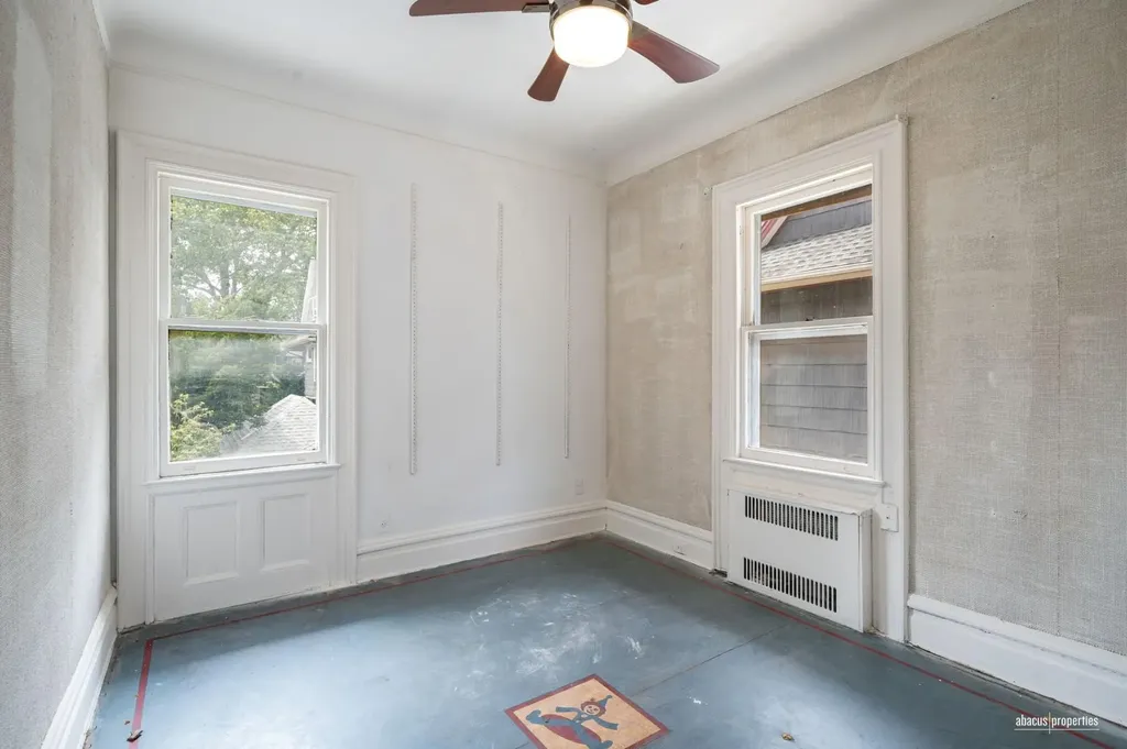 502 E 17th Street New York City NY 11226