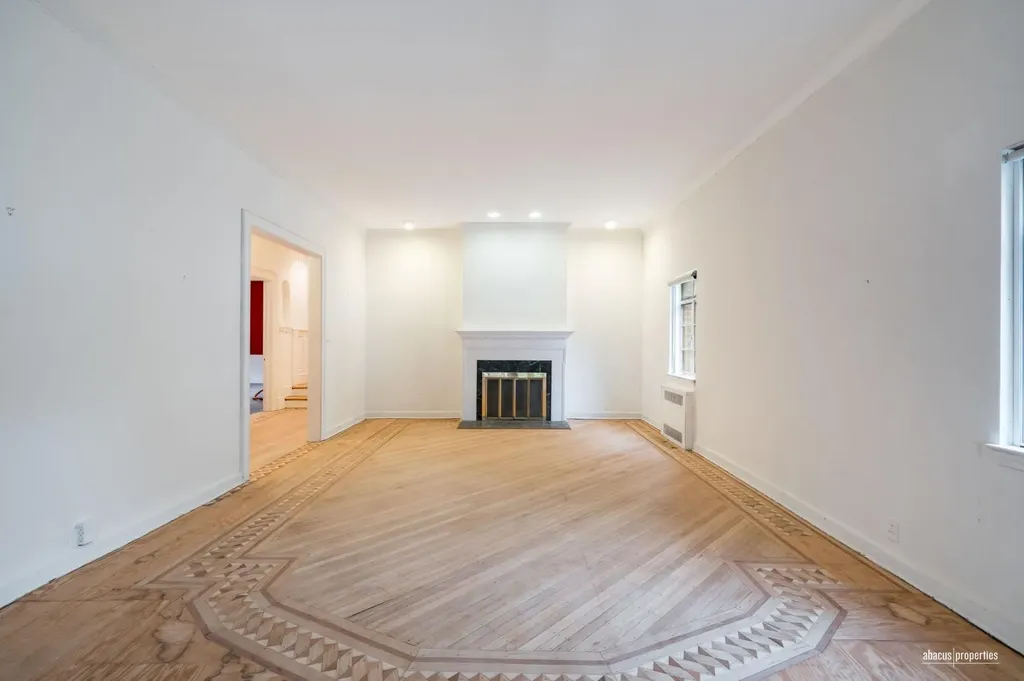 502 E 17th Street New York City NY 11226