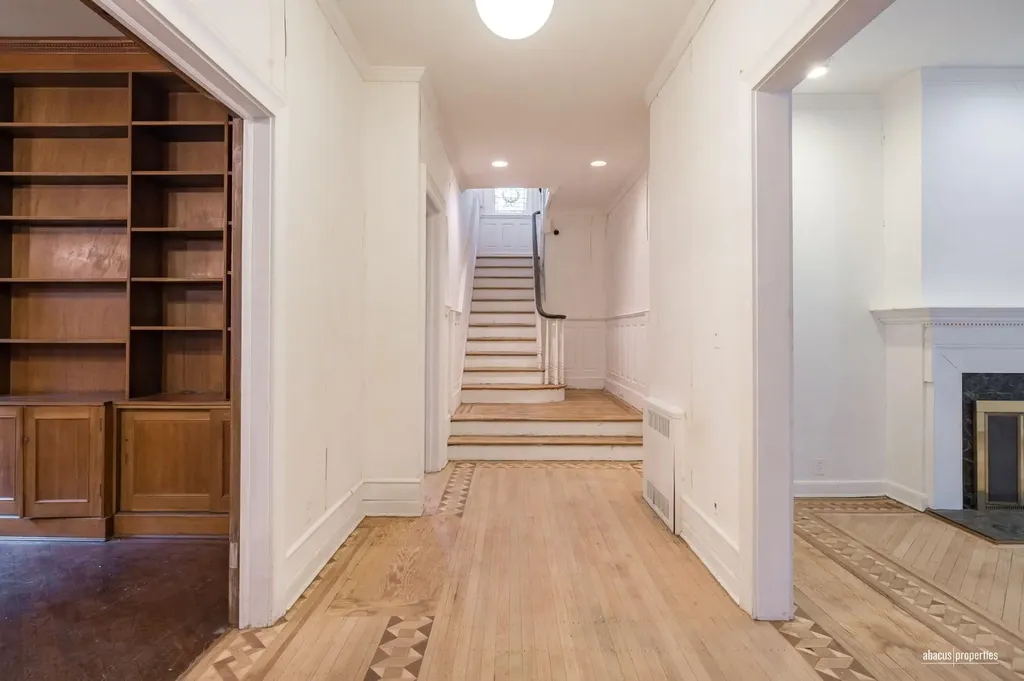 502 E 17th Street New York City NY 11226