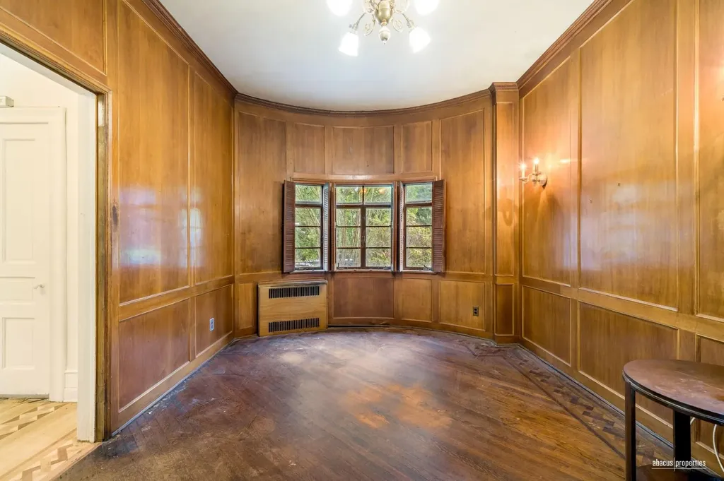 502 E 17th Street New York City NY 11226