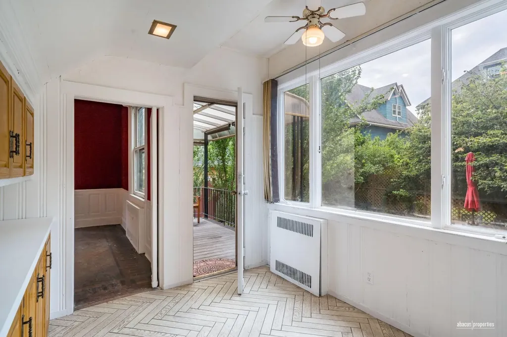 502 E 17th Street New York City NY 11226