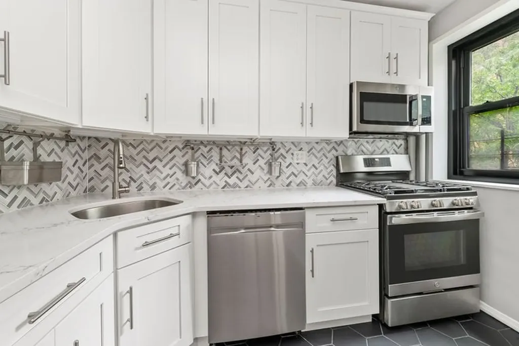 201 Clinton Avenue New York City NY 11205