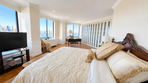 380 Rector Place New York City NY 10280