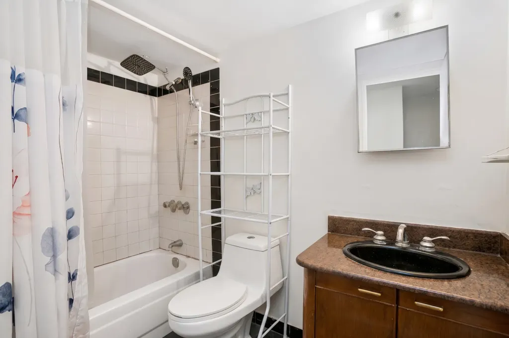 113 Vanderbilt Avenue New York City NY 11205
