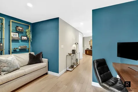 330 E 38th Street New York City NY 10016