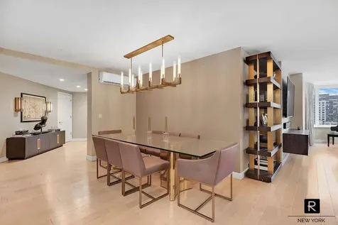 330 E 38th Street New York City NY 10016