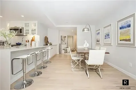 330 E 38th Street New York City NY 10016