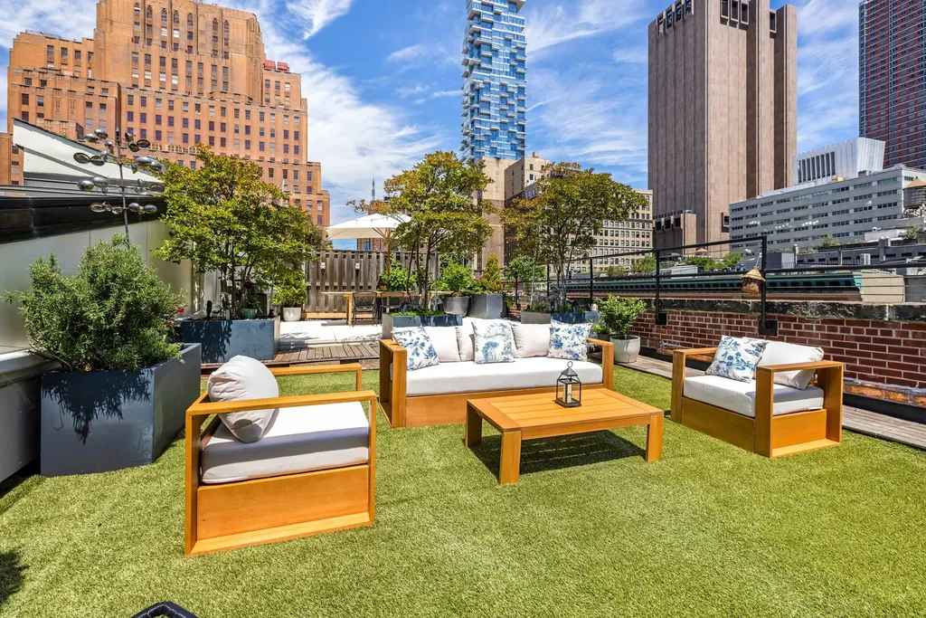 16 Hudson Street New York City NY 10013