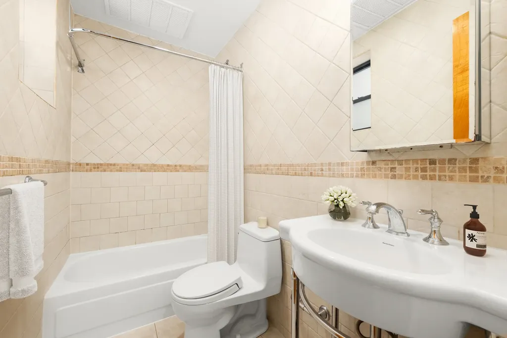 2072 Frederick Douglass Boulevard New York City NY 10026