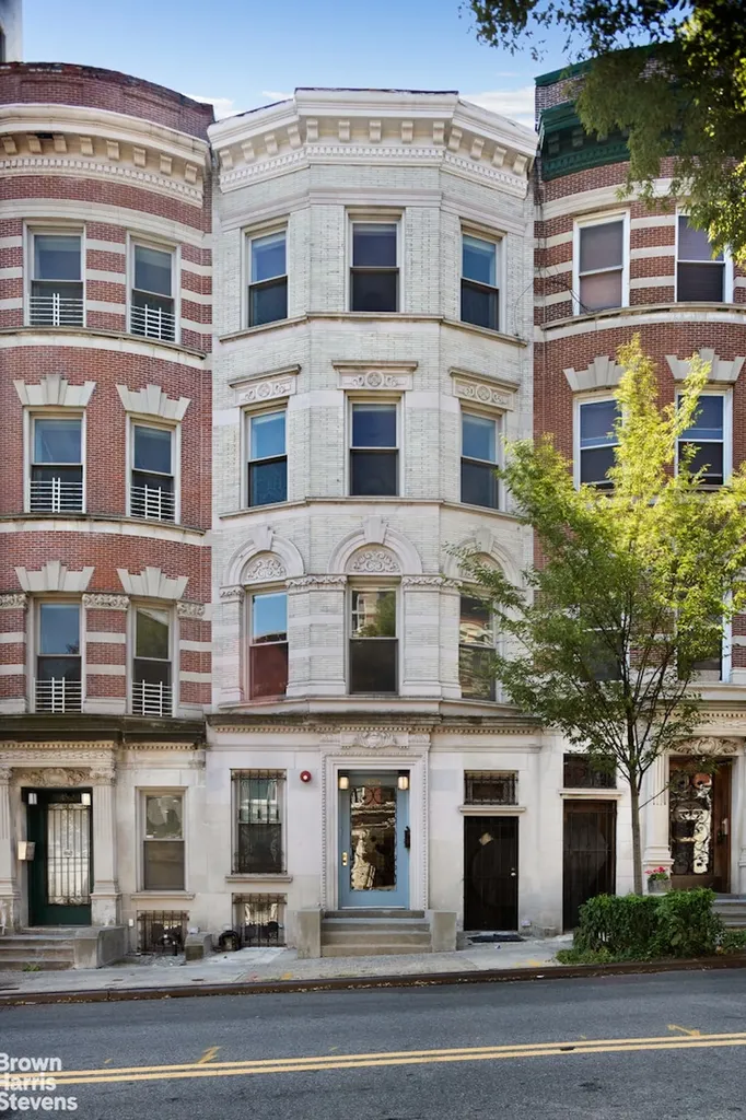 454 W 141st Street New York City NY 10031