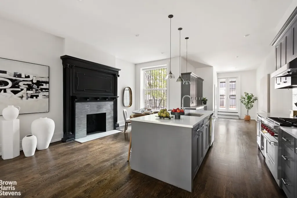454 W 141st Street New York City NY 10031