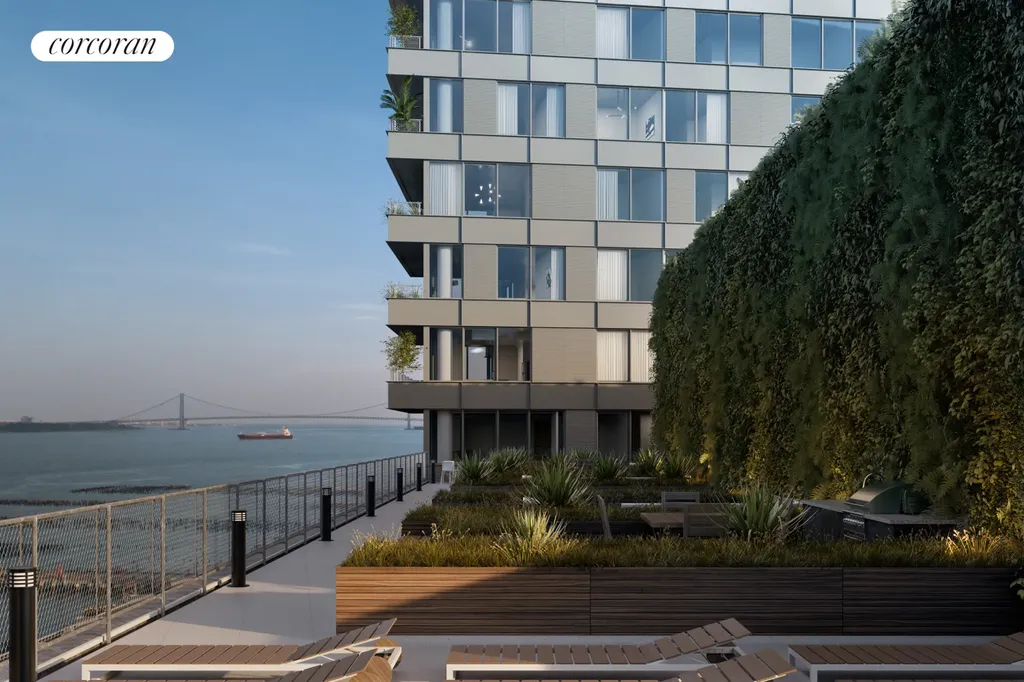 5 Bay Street New York City NY 10301