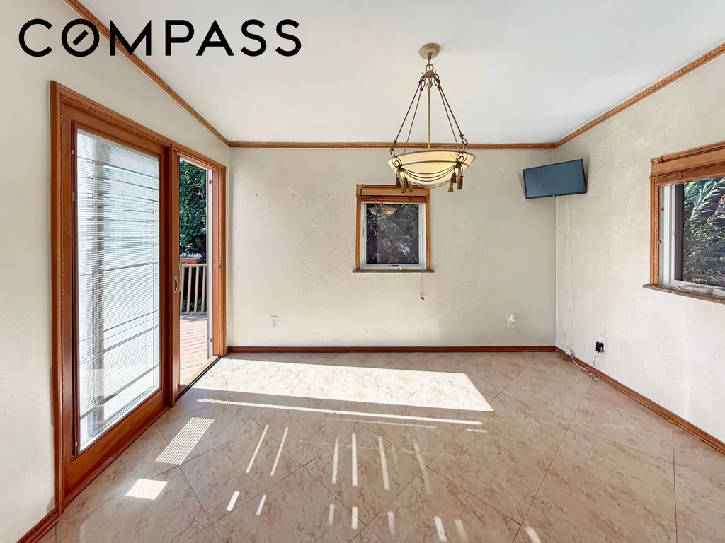 3731 Maple Avenue New York City NY 11224