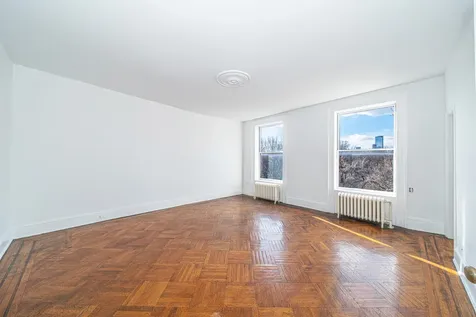 307 E 10th Street New York City NY 10009