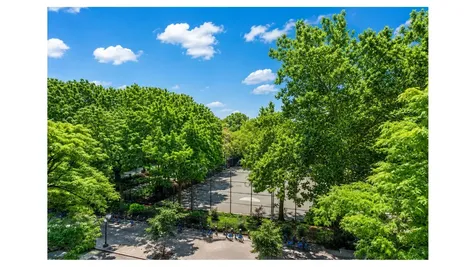 307 E 10th Street New York City NY 10009