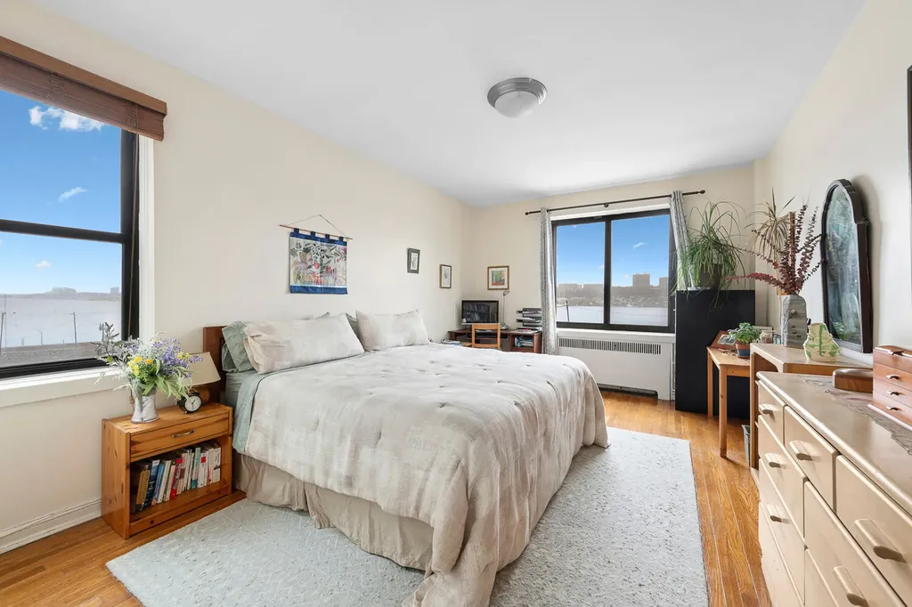 159-00 Riverside Drive W New York City NY 10037