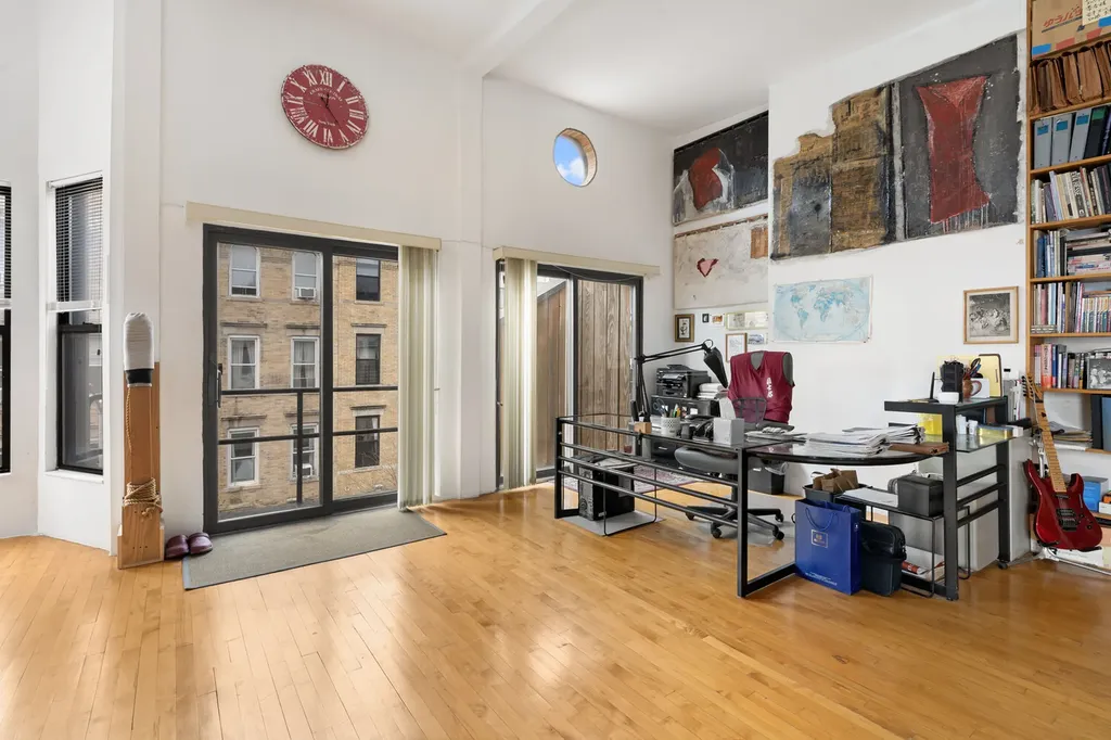 16 Clifford Place New York City NY 11222