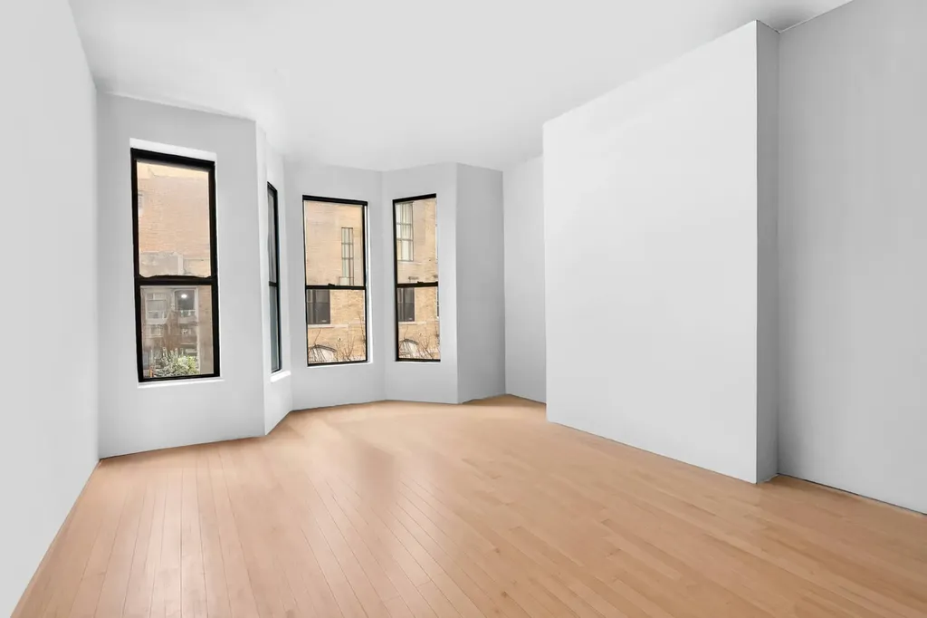 16 Clifford Place New York City NY 11222