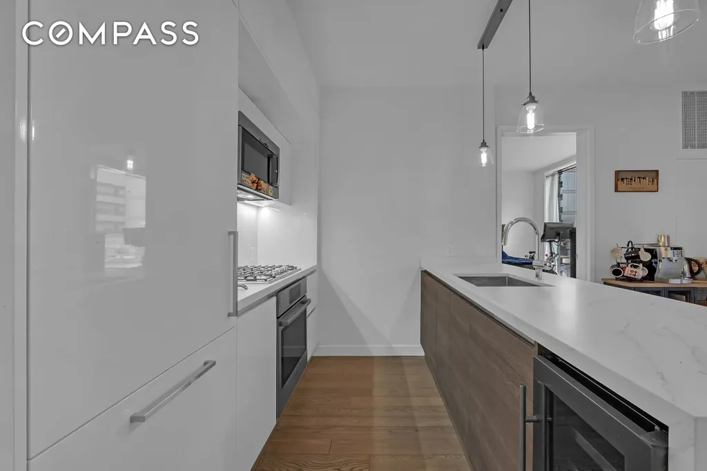 505-513 W 43rd Street New York City NY 10036