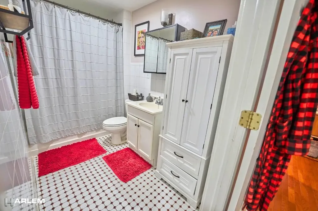 521 W 162nd Street New York City NY 10032