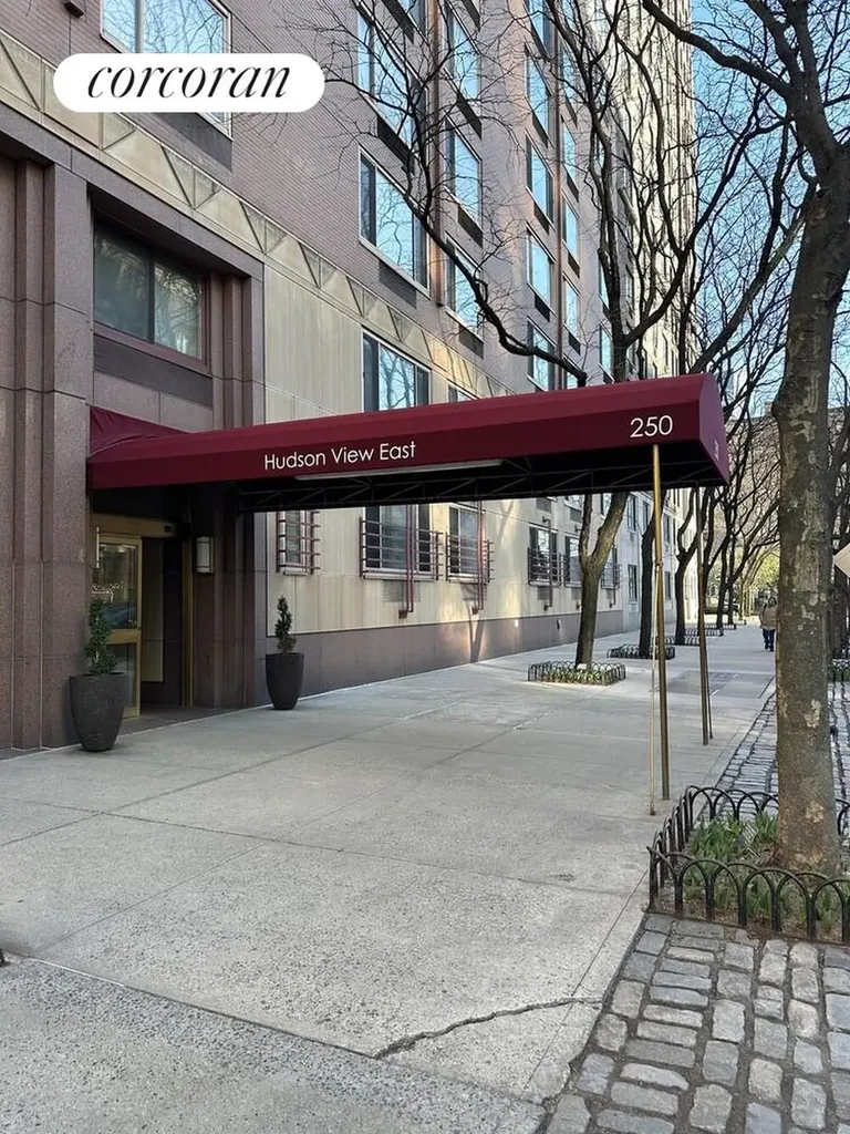 250 S End Avenue New York City NY 10280