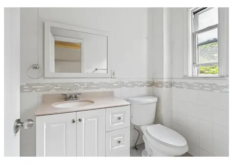 354 E 193rd Street New York City NY 10458