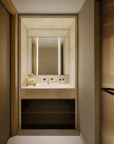 685 5th Avenue New York City NY 10022