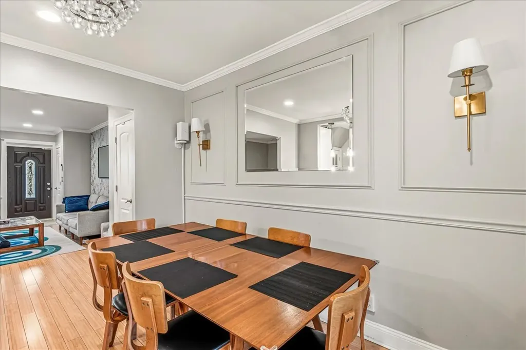 67-100 Dartmouth Street New York City NY 11375