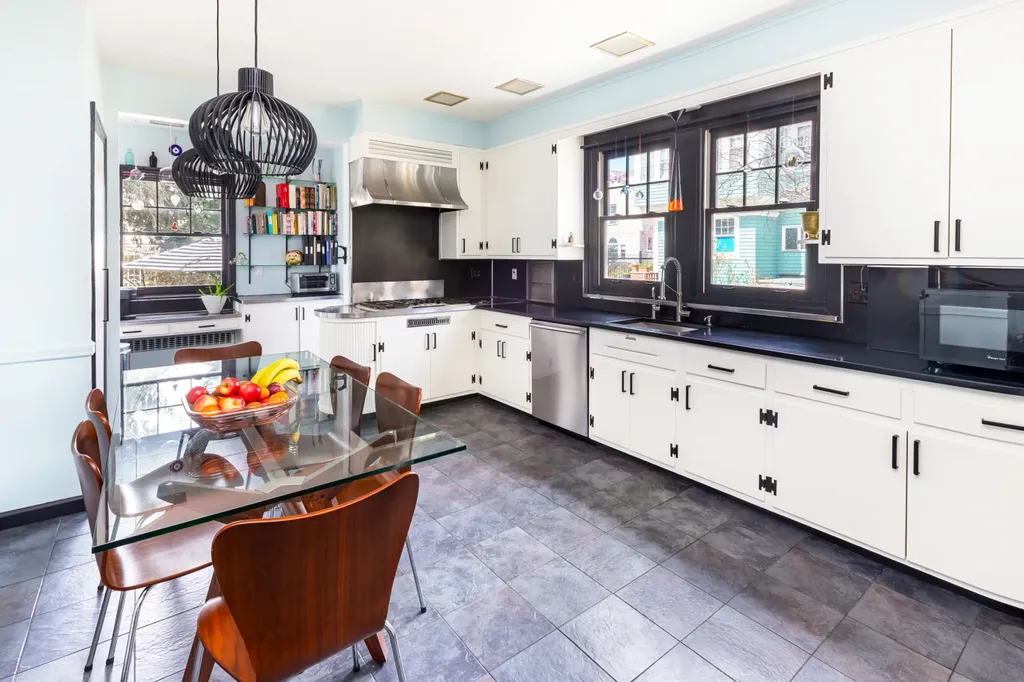 116 Buckingham Road New York City NY 11226