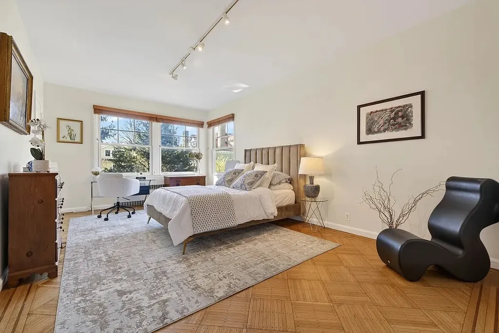 116 Buckingham Road New York City NY 11226