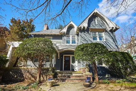116 Buckingham Road New York City NY 11226