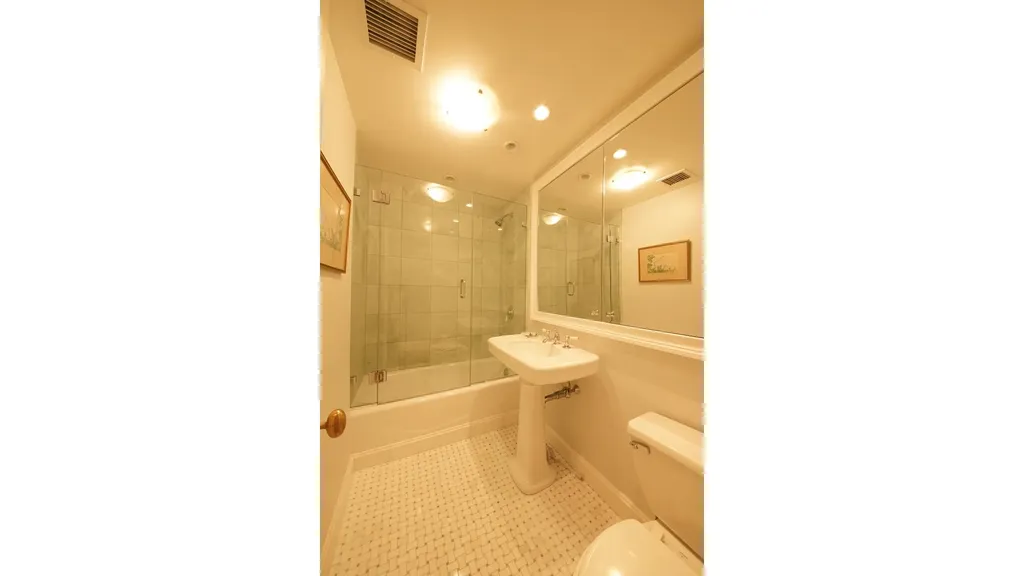 2 E End Avenue New York City NY 10075