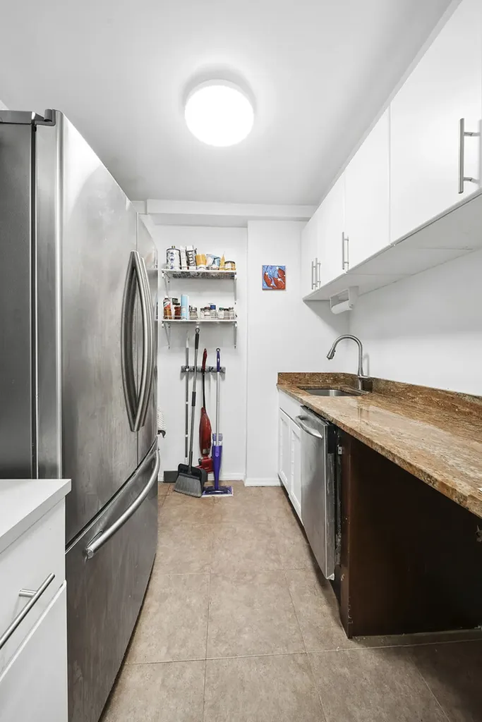 141 E 55th Street New York City NY 10022