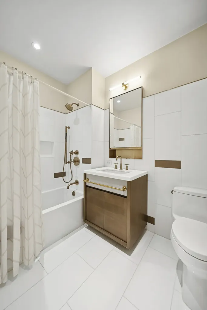 305 E 51st Street New York City NY 10022