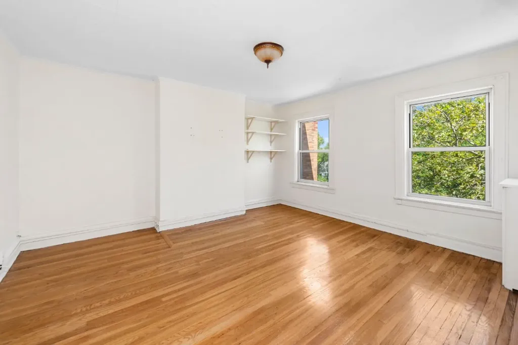 392 Adelphi Street New York City NY 11238