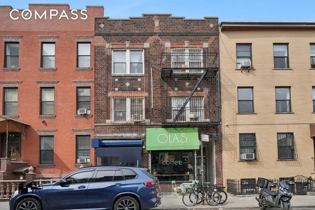 495 Lorimer Street New York City NY 11211