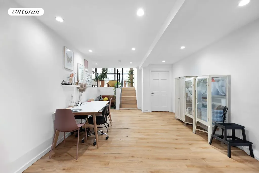 574 Metropolitan Avenue New York City NY 11211