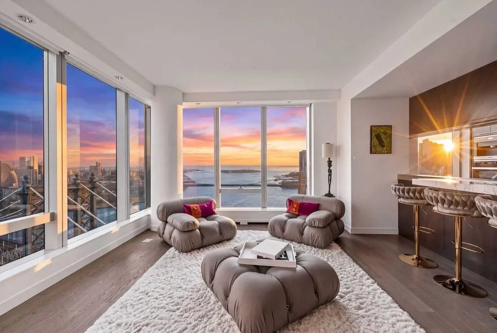 252 South Street New York City NY 10002