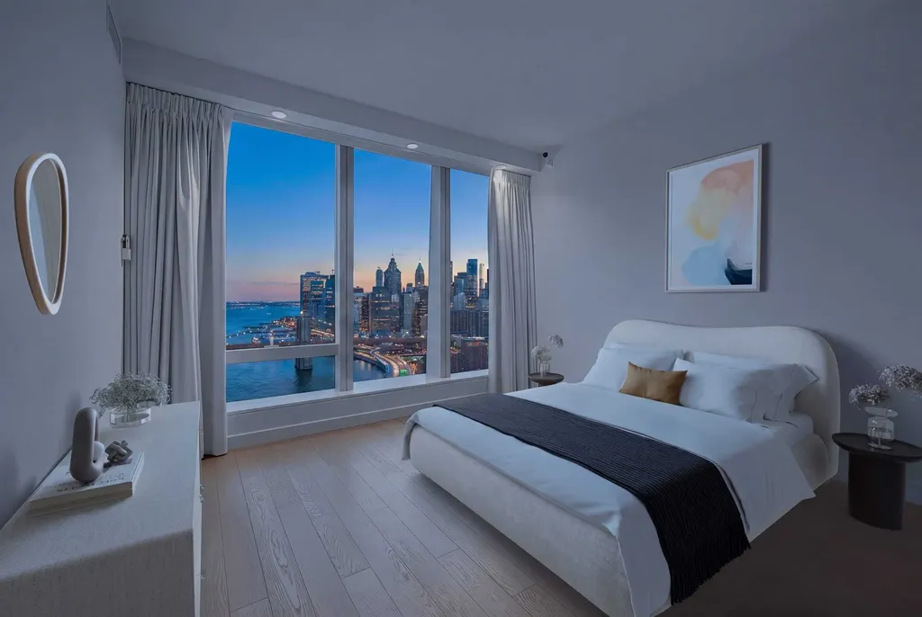 252 South Street New York City NY 10002